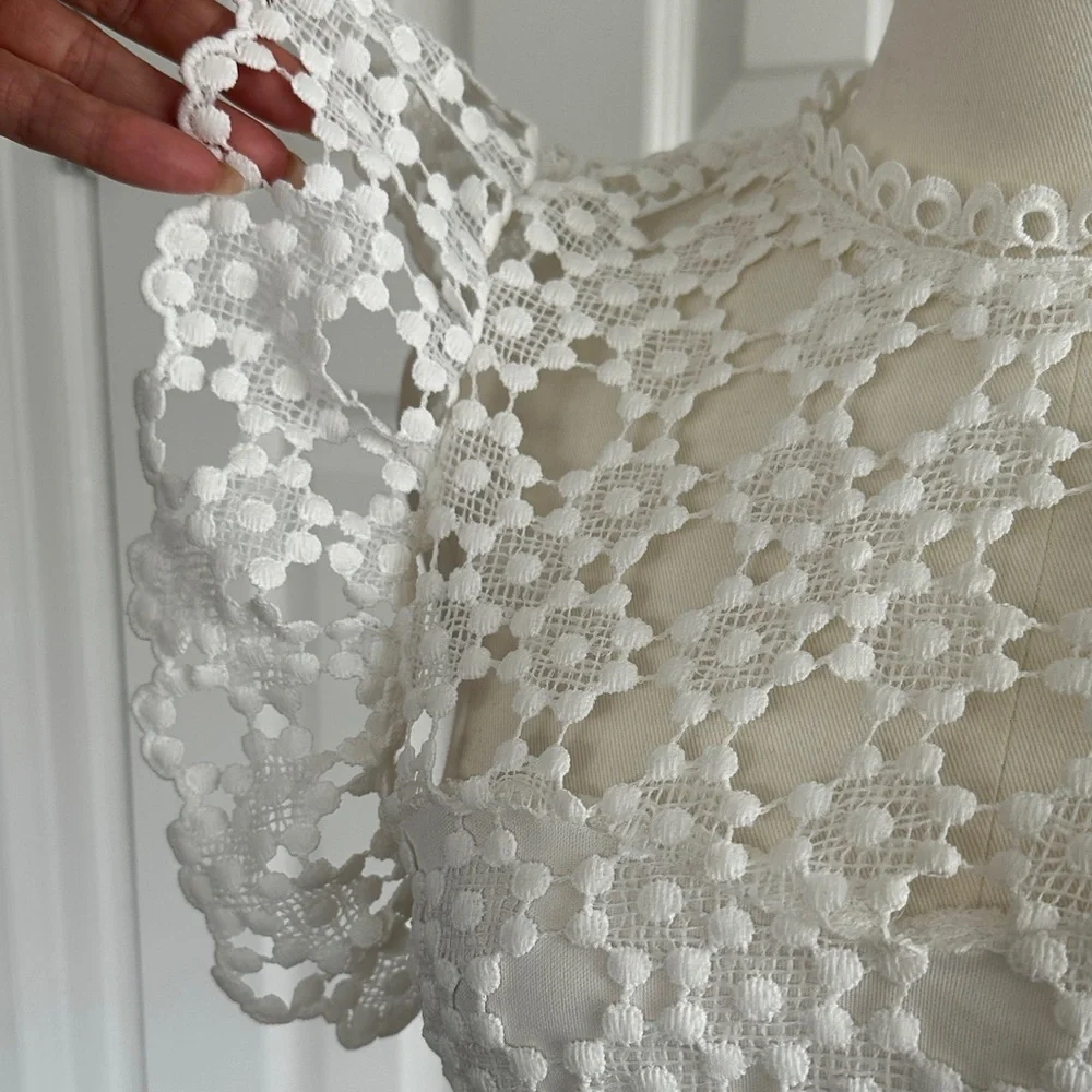 Petal & Pup White Crochet Overlay High Neck Bridal Rehersal Midi Dress Size 0 - Picture 8 of 17